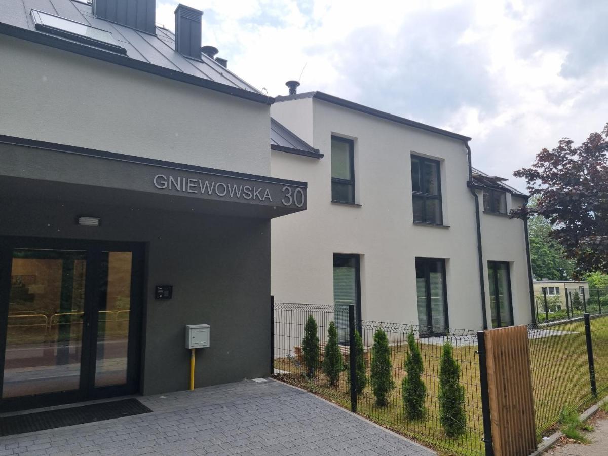 Komfortowy Apartament Przy Lesie Wejherowo Exteriör bild